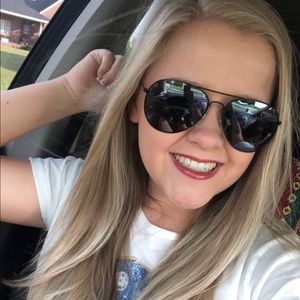 Meet your Posher, Jaci